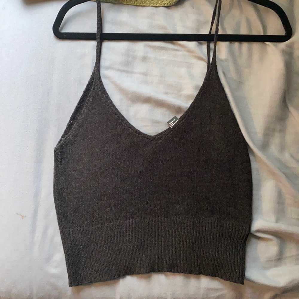 F21